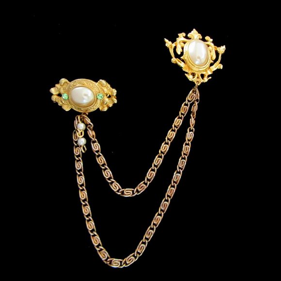 Faux pearl & rhinestone gold tone chatelaine style brooch - sweater/cape guard - Picture 2 of 7